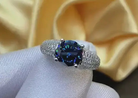 3-Carat Blue Horseshoe Moissanite Men's Ring UNA&CO