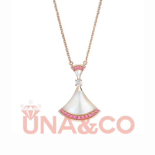 Small Skirt Shape Necklace UNA.CO