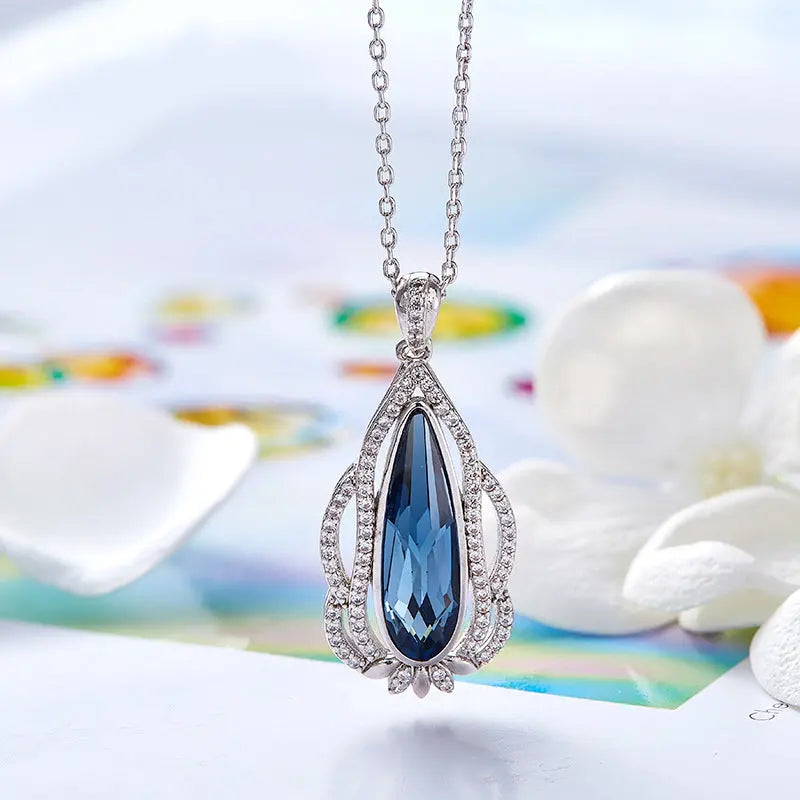 Classical Elegant Sapphire Necklace UNA&CO