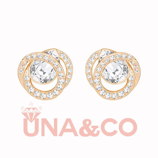 Pear Flower Design Pierced Earring studs UNA.CO