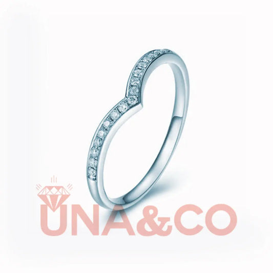 Single V-Shape Moissanite Ring UNA.CO