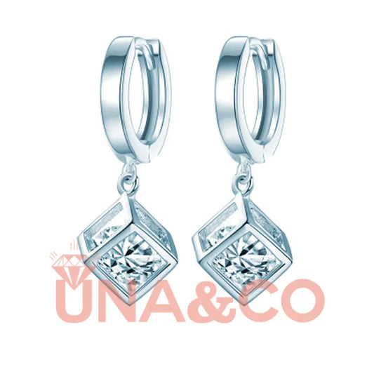 Special Design Cubic Shape Earrings UNA.CO