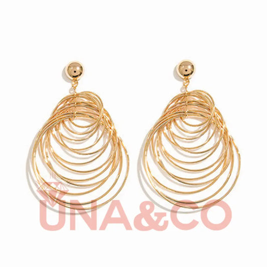 Exaggerated Golden Multiple Circles Earrings UNA.CO