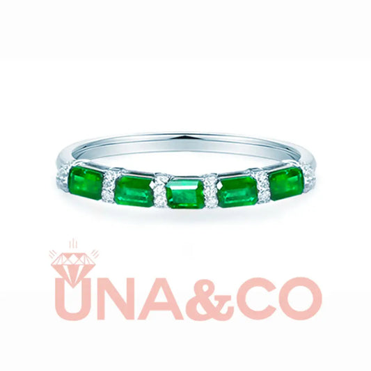 Simple & luxury channel set emerald ring UNA&CO