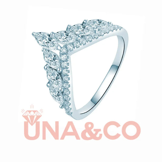 Luxury Marquise V-shaped Moissanite Ring UNA&CO