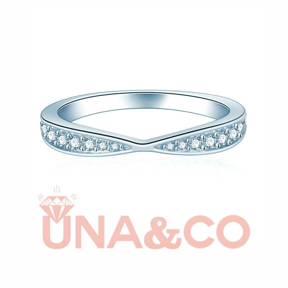 Gently tapered CVD diamond band