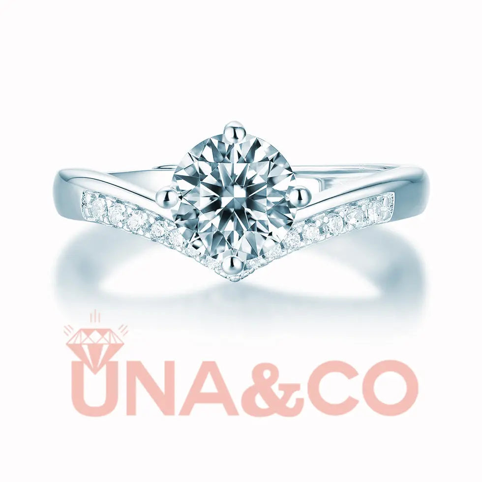 V Shape Four Prong Engagement Ring UNA&CO