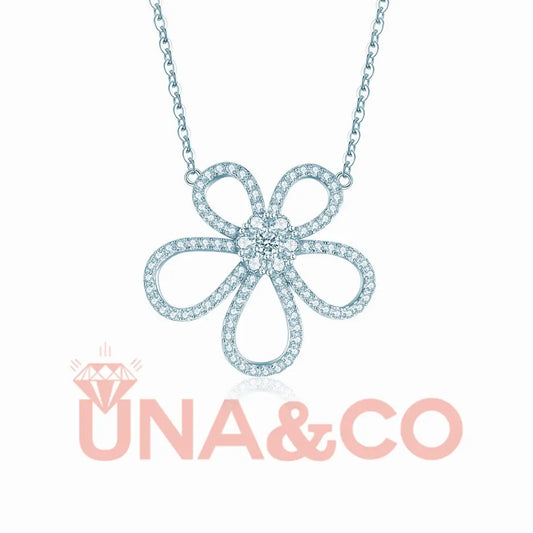 Five Petals Heronsbill Luxury Necklace UNA&CO