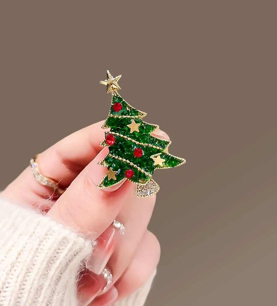 Luxury Crystal Christmas Tree Brooch