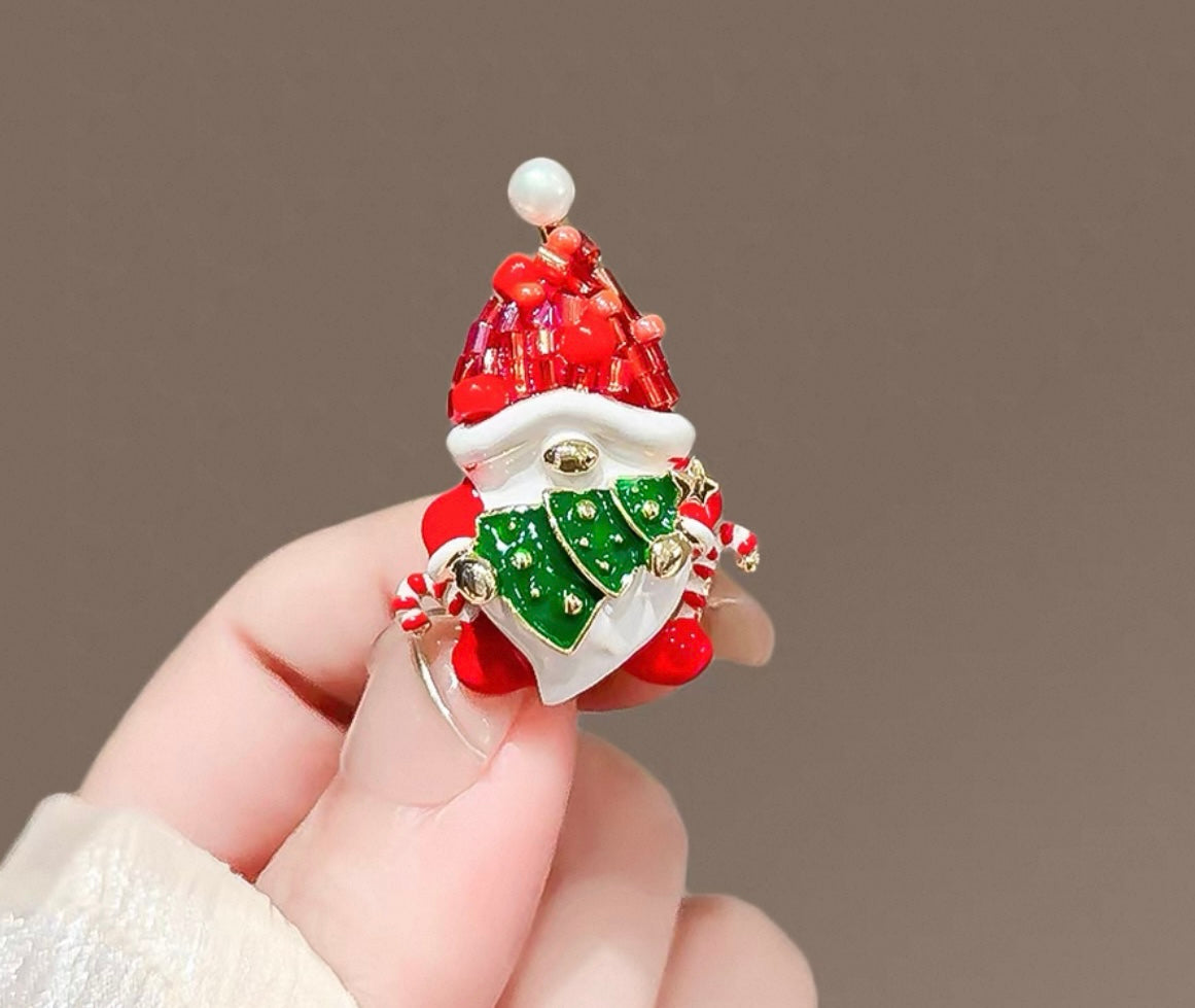 Luxury Crystal Christmas Tree Brooch