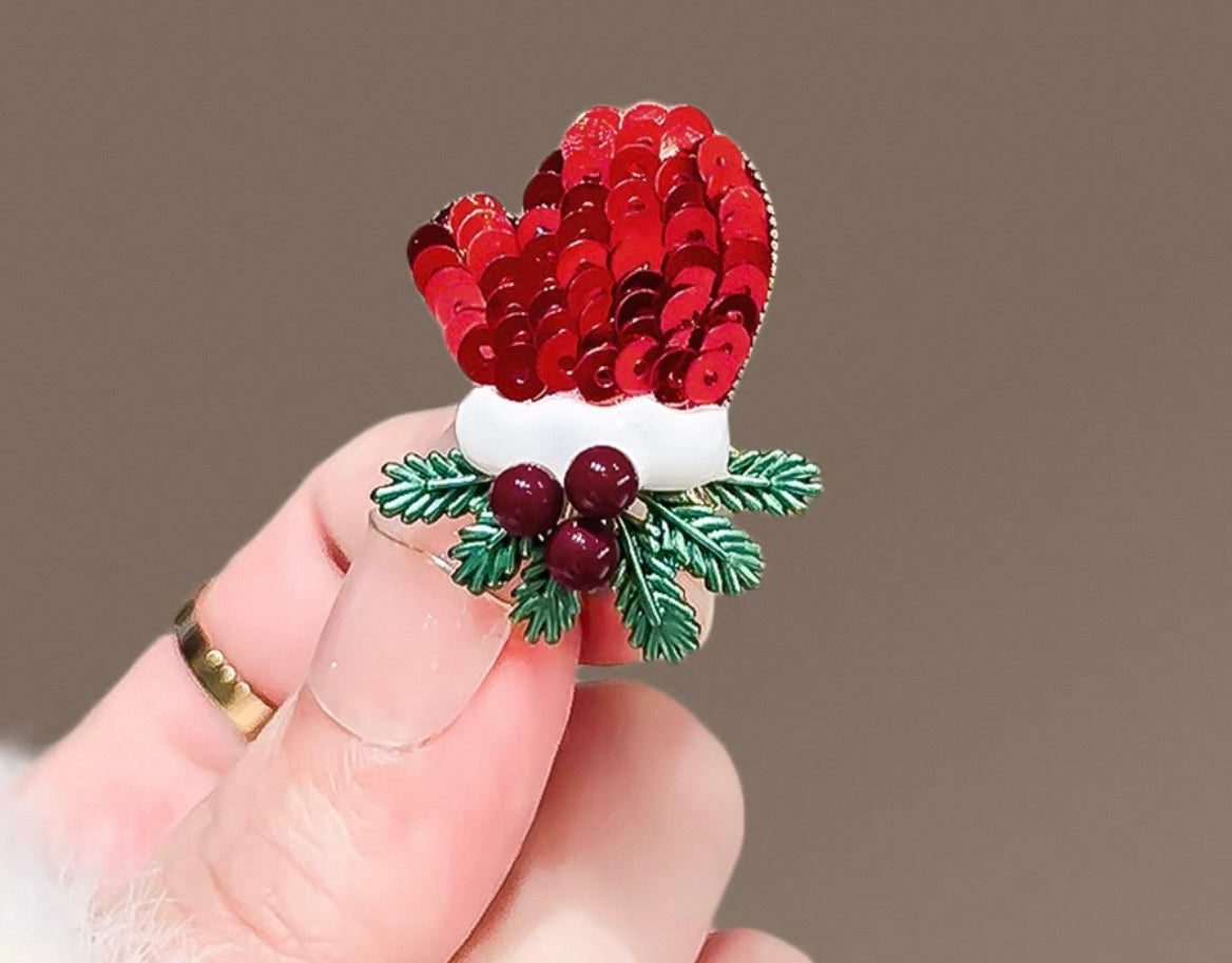 Luxury Crystal Christmas Tree Brooch