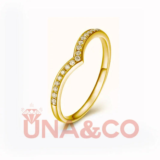 18K Yellow Gold Single V-Shape Moissanite Ring UNA&CO