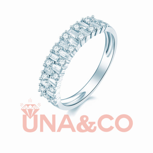 Trapezoidal cut and square cut CVD diamond ring